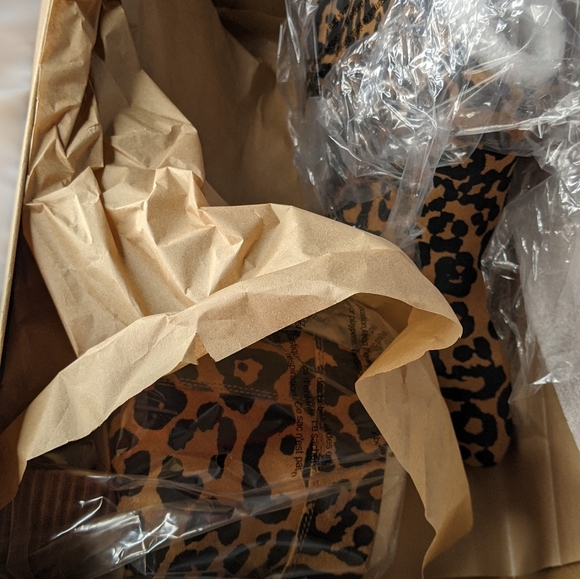 Lucky Brand LK- Zaprika Leopard Print Booties NIB Size 8 Ankle Boots - Picture 9 of 13